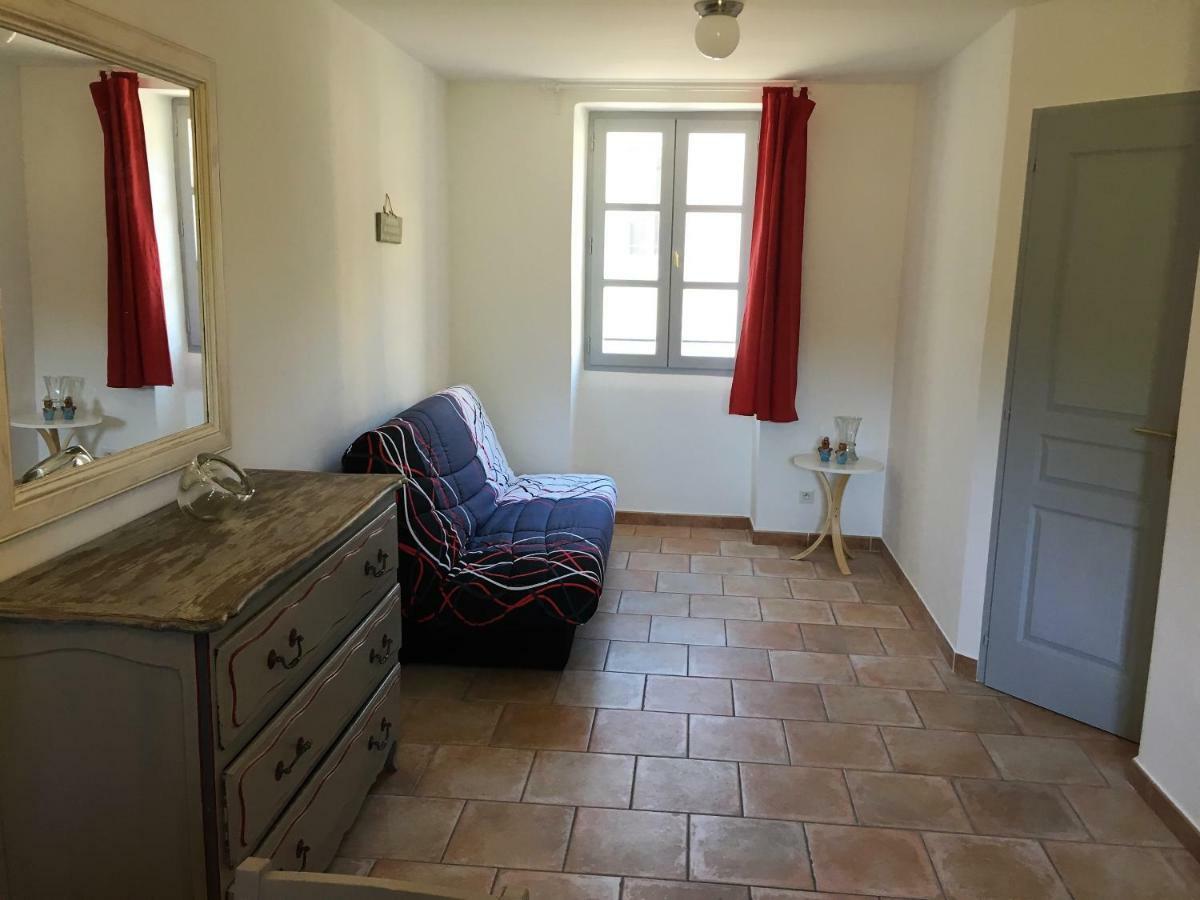 Апартаменты Sejour Authentique Et Provencal Фонтен-де-Воклюз Экстерьер фото